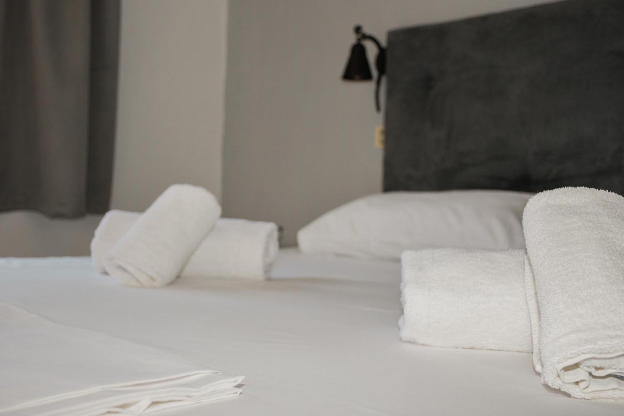 Anamar Patmos Hotel Скала Екстериор снимка