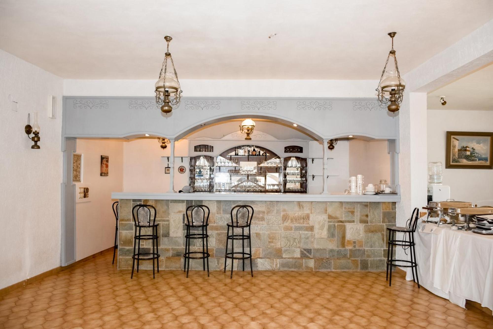 Anamar Patmos Hotel Скала Екстериор снимка